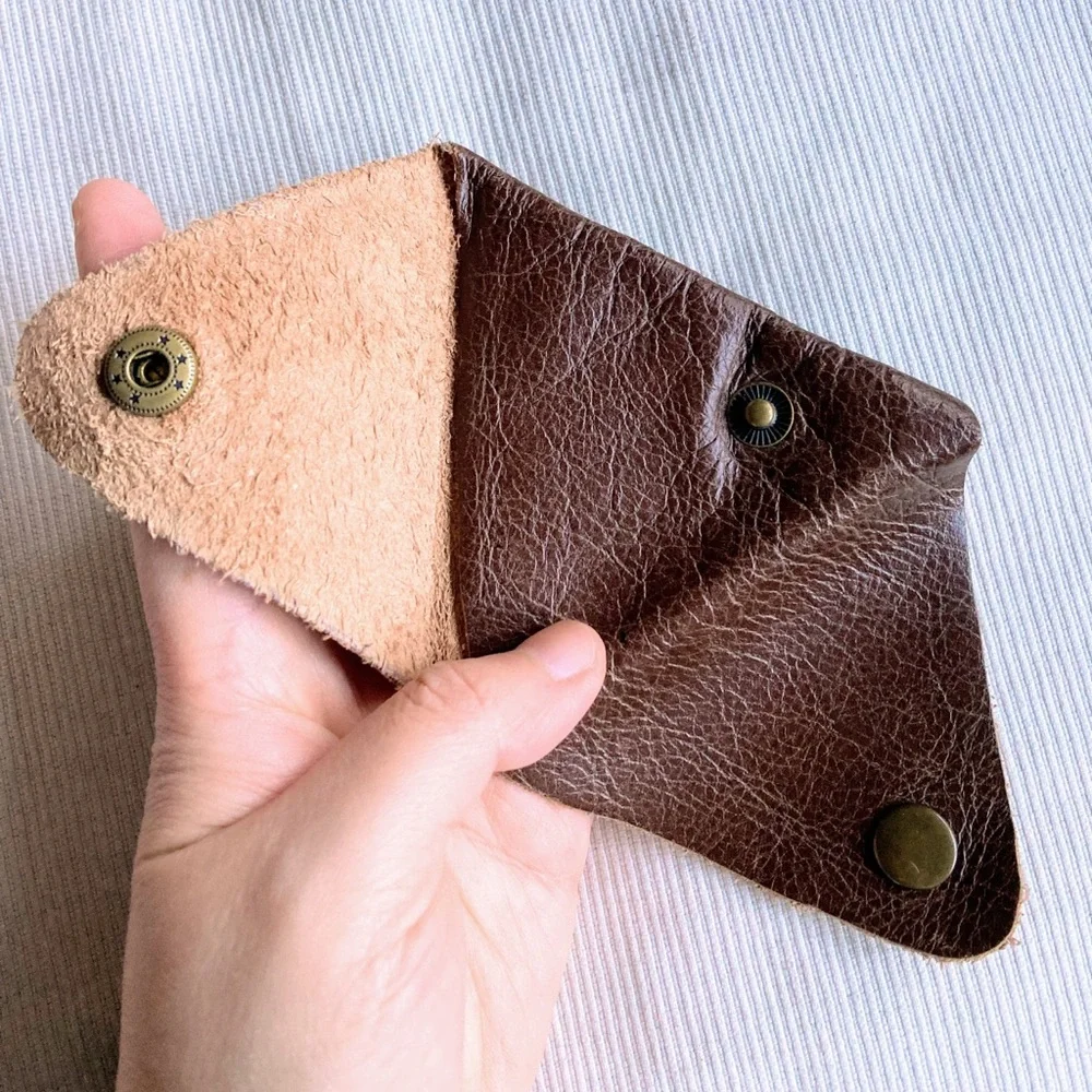 Vintage Unisex Leather Triangular Folding Coin Purse